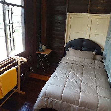 Funky Box Hostel チェンコーン エクステリア 写真