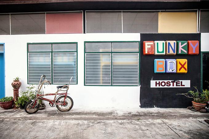 Funky Box Hostel チェンコーン エクステリア 写真